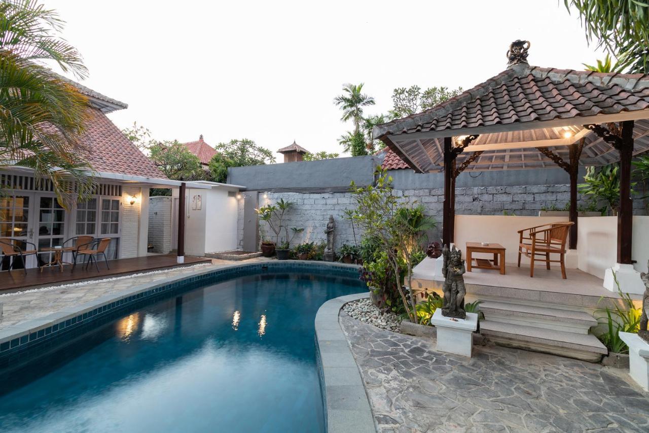 Villa Miracle Denpasar  Exterior photo