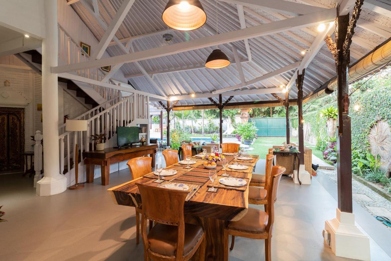 Villa Miracle Denpasar  Exterior photo